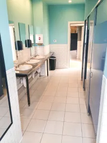 Hostel Fish - Bathroom