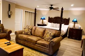 Lantern Light Inn - Romantic Getaway - Chambre