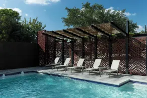 Courtyard by Marriott Houston Heights/I-10 - Piscine