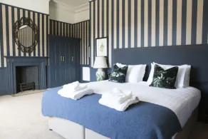 Wynnstay Arms, Ruabon, Wrexham - Room