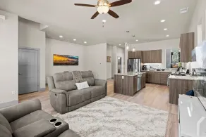 3 King Beds 3 Baths 2-car Garage - Interiør