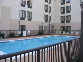 Holiday Inn Express Durham by IHG - Piscine