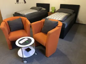 Messezimmer 4 u 2 - Room