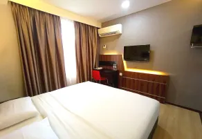 Hotel O Hi Inn - Chambre