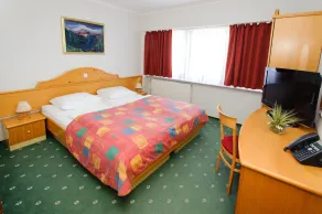 Hotel Planja - Værelse