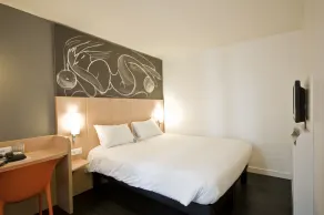ibis Paris Père Lachaise - Chambre