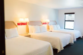 Two Sunsets Hotel - Chambre