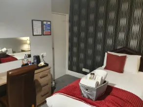 The Braemar Southport - Room