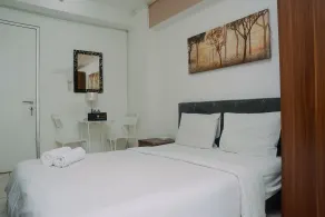 Good and Comfy Studio Room at Green Bay Pluit Apartment - Room