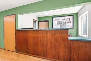 SureStay Plus Hotel by Best Western Bettendorf - Réception