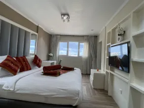 Suita Hotel - Room