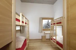 Scuol Youth Hostel - Rum