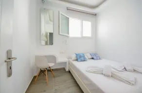Depis suites naxos - Quarto