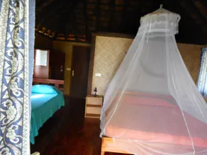 A Pueu Village - Room