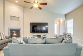 Santa Teresa Home w/ Patio & Grill! - Innvendig