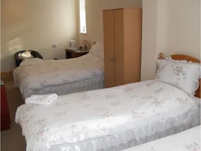 Alma Lodge Guest House - Habitación