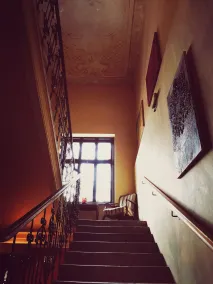 Bella Veselova - Innvendig