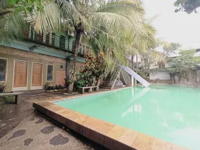 Penginapan Asri Syariah - Piscina