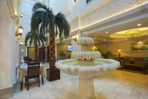 Emporium Hotel - Restaurant