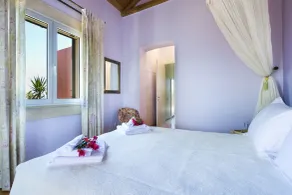 Stella Di Helis Villa - Room