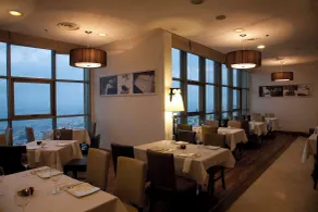 Crowne Plaza Haifa by IHG - Restaurant