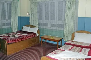 Grand Hotel Begnas - Zimmer