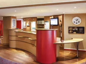 ibis Châtellerault - Réception