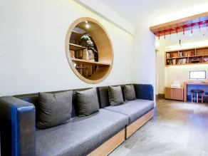 Qiuguo Hotel Beijing by Bayluxury - Rezeption