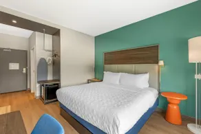 Tru By Hilton Ruston - Room