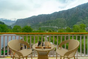 The Social Stays Manali - Ausblick vom Zimmer