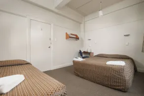 Kiwi International Hotel - Chambre