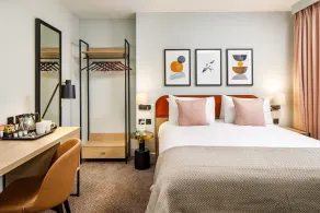 voco Lythe Hill Hotel & Spa by IHG - Habitación