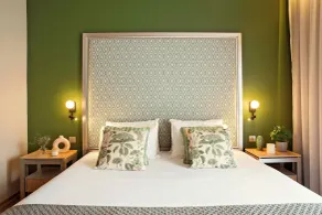 Zeus Essence Bucharest Central - Room