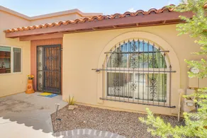 Quiet Townhome w/ Mountain Views in Green Valley - Innvendig