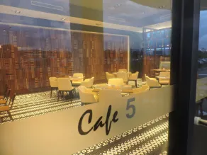 Hotel N°5 - Restaurant