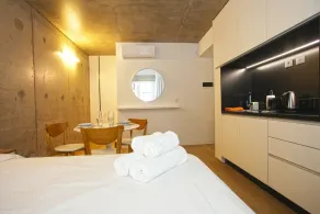 "Tu Hogar Temporal en la Ciudad: Departamento Cómodo y Centrico" - Zimmer