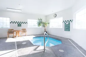 Red Lion Inn & Suites McMinnville - Piscine