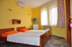Dikili Pansiyon - Room