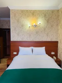 Aura Boutique Hotel - Værelse