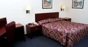 Country Hearth Inn-Union City - Værelse