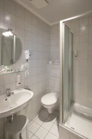 BARDOLINO Fine.Food.Hotel - Bathroom