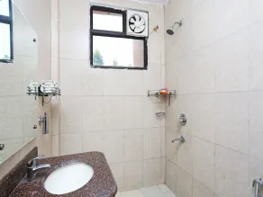 OYO 6242 Jalsa Resort - Baño