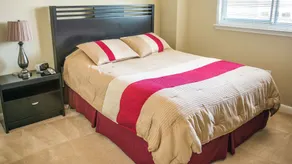 Crystal Quarters Furnished Apartments- Concord - Room
