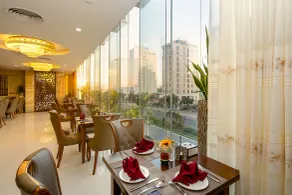 Luxtery Hotel - Restaurant