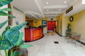 Gateway Inn and Suites San Francisco SFO Airport - Hall