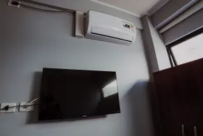 HoTELBLU - Room