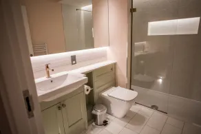 Dewars Restaurant and Rooms - Badezimmer