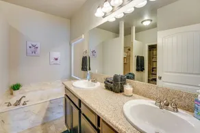 Beautiful Bullhead City Home Rental w/ Yard! - Interiør