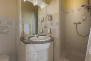 acora City Apart Living the City - Digital Access - Bathroom