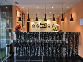 R D Hotels HSR - Receção